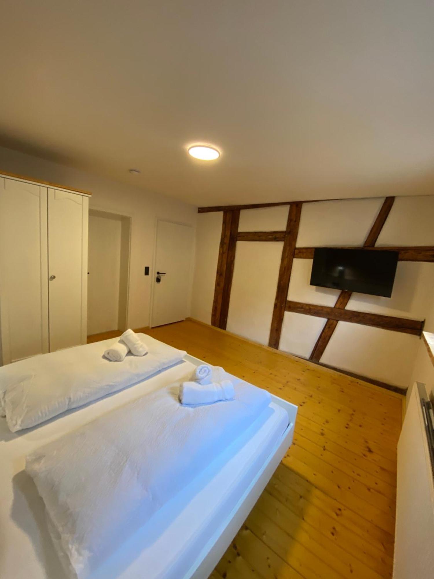 Gasthof Zum Goldenen Schiff - Lehm, Stil & Altstadtflair Марктбрайт Экстерьер фото